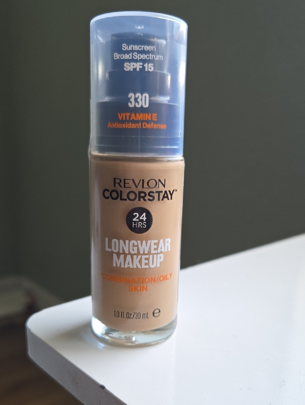 Revlon Colorstay 330 Natural Tan